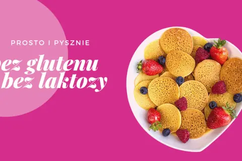 Placuszki z owocami na talerzu. Proste i pyszne przepisy bezglutenowe i bez laktozy.