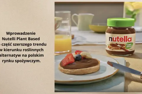 Słoik Nutelli Plant Based i tost z owocami. Czy nutella jest wegańska? Ta wersja jest roślinna, wpisuje się w trend alternatyw na rynku.